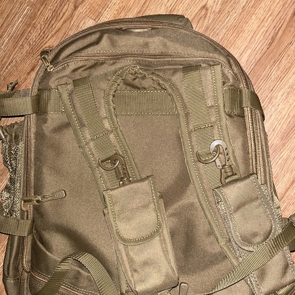 πͺπ»ππͺπ»β’π΄ Code Alpha x Tactical Backpackπ΄β’ππͺπ»π - Picture 14 of 16